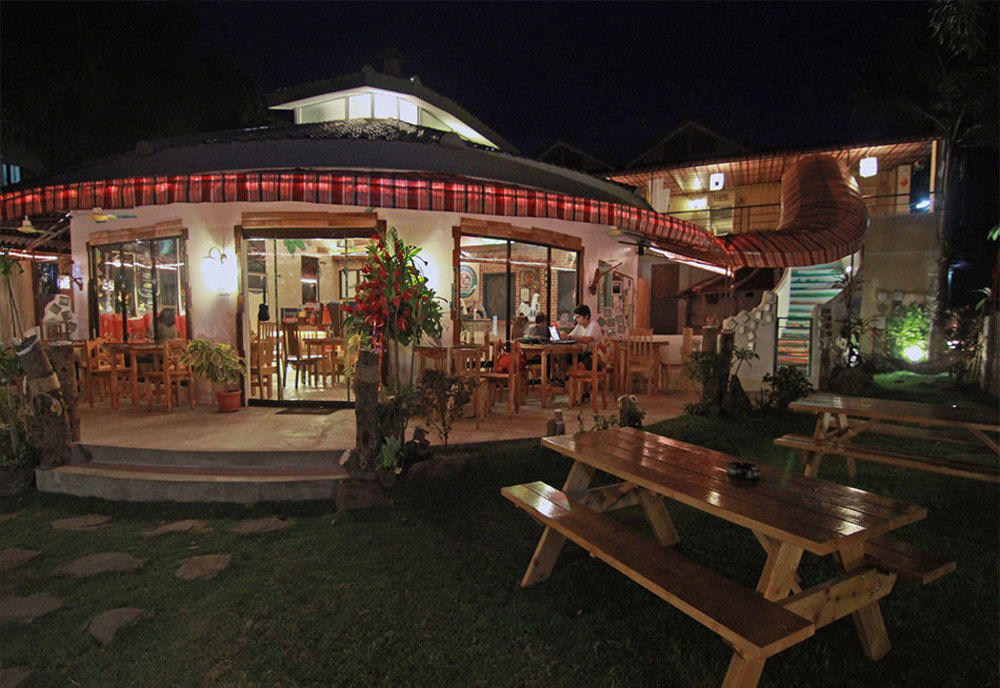 Gabbys Bed And Breakfast Dumaguete City Exterior photo